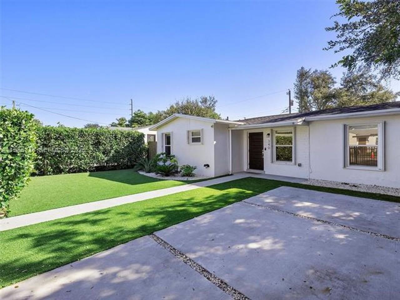 340 Nw 45th St - Photo 3 of 25