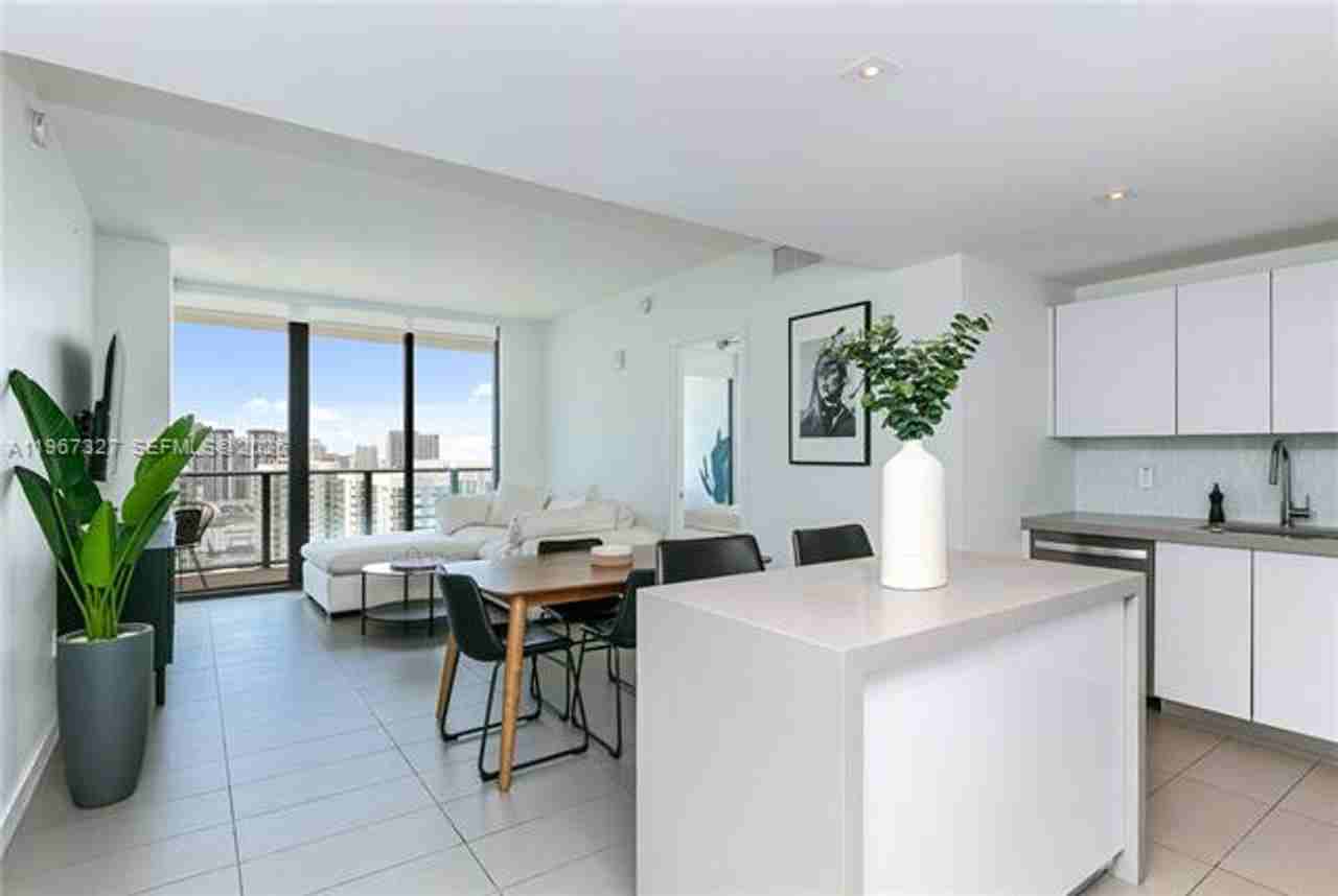 1600 Ne 1st Ave #3609 - Photo 6 of 46