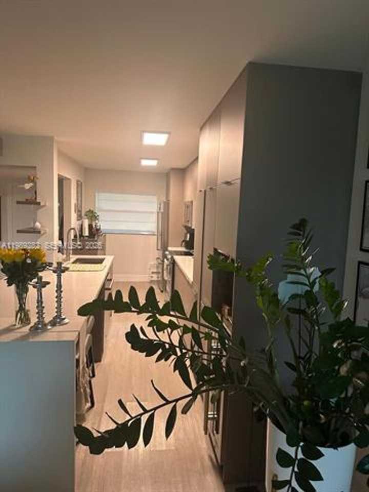 1811 Sabal Palm Dr #406 - Photo 3 of 21