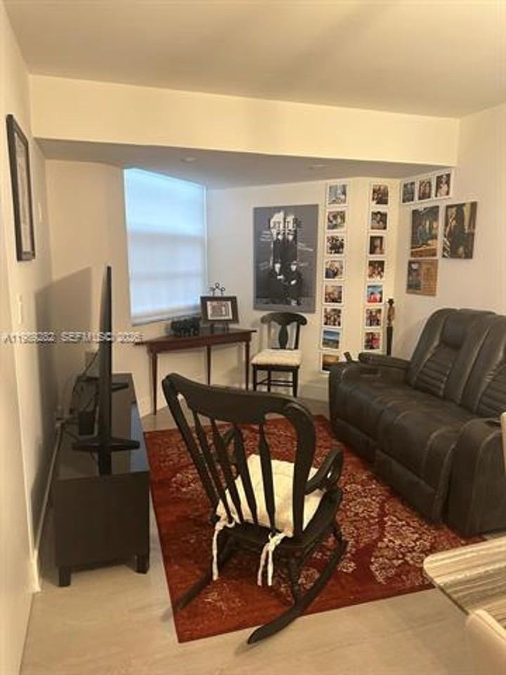 1811 Sabal Palm Dr #406 - Photo 7 of 21