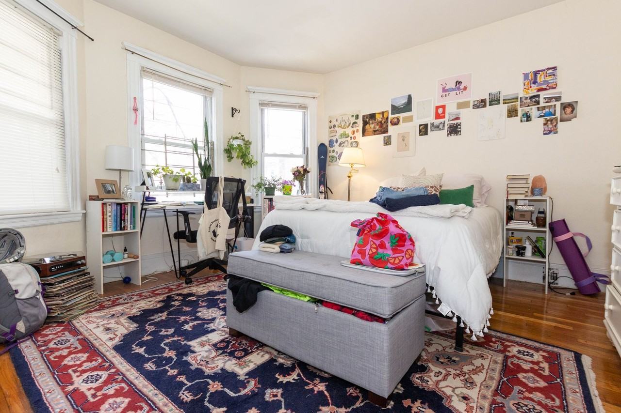 24 Claymoss Rd - Photo 7 of 13