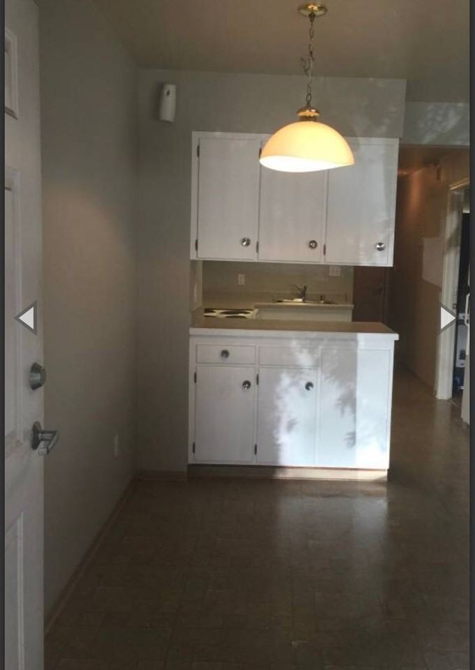 2625 Ne 9th Pl - Photo 4 of 8