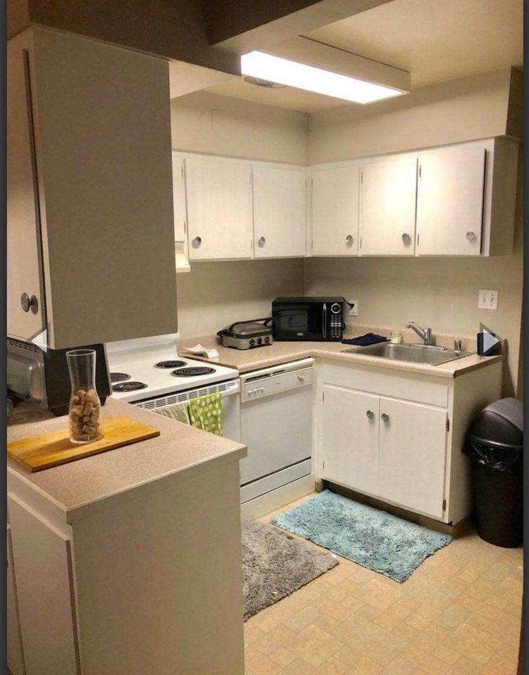 2625 Ne 9th Pl - Photo 6 of 8