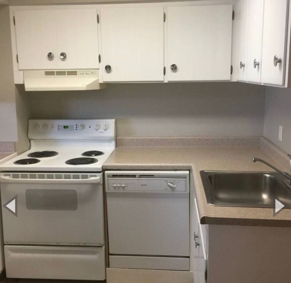 2625 Ne 9th Pl - Photo 7 of 8