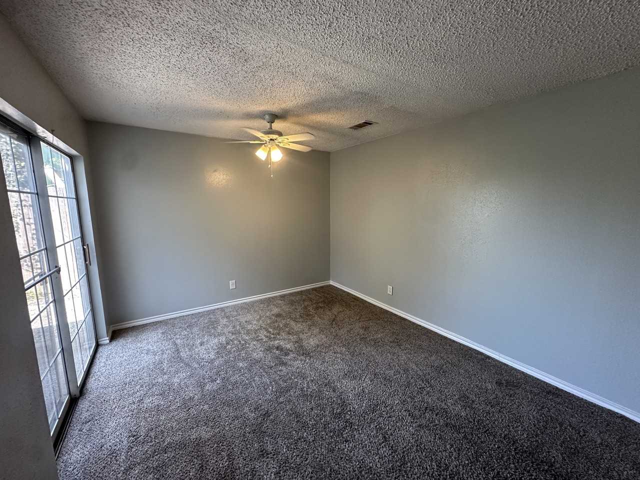 900 S Tennessee St #15 - Photo 3 of 22