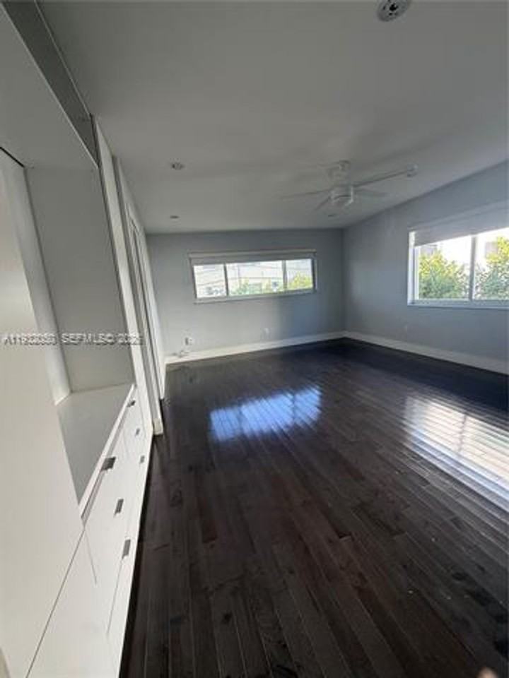 1975 1975 Sans Souci Blvd th 0 - Photo 5 of 12