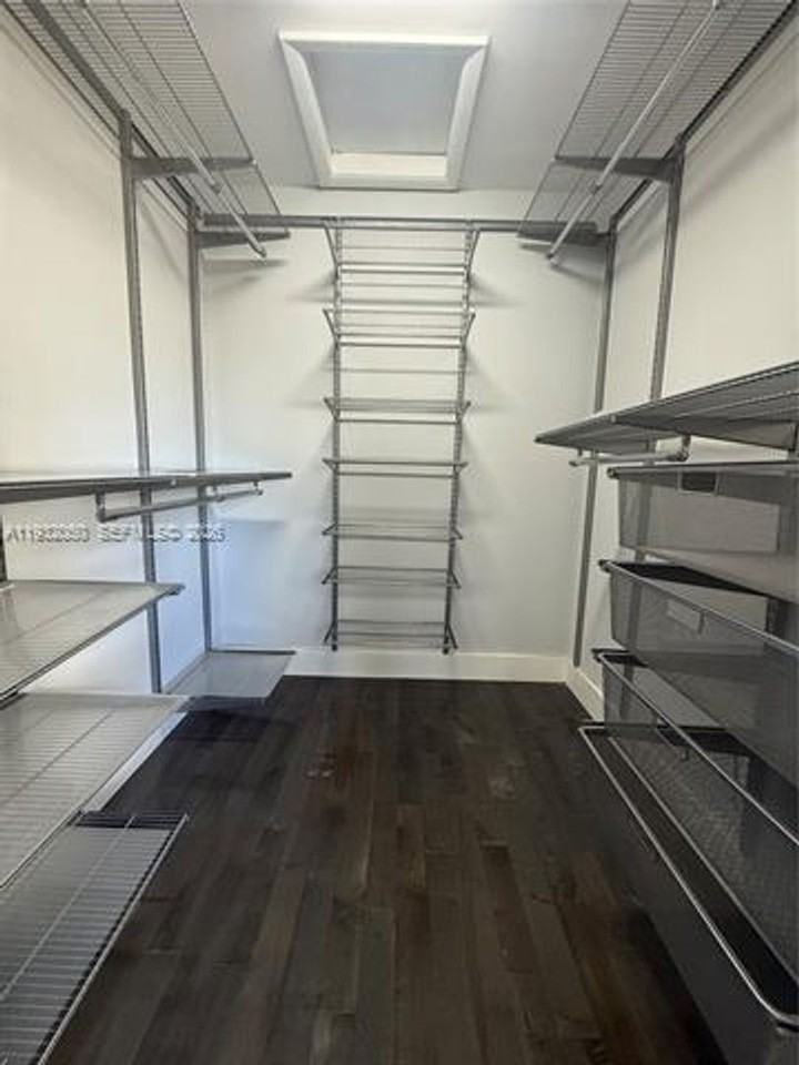 1975 1975 Sans Souci Blvd th 0 - Photo 7 of 12