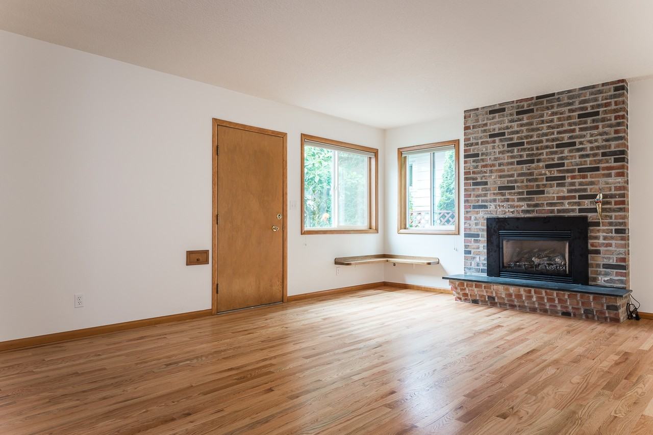 3387 Se 10th Ave #1 - Photo 6 of 34