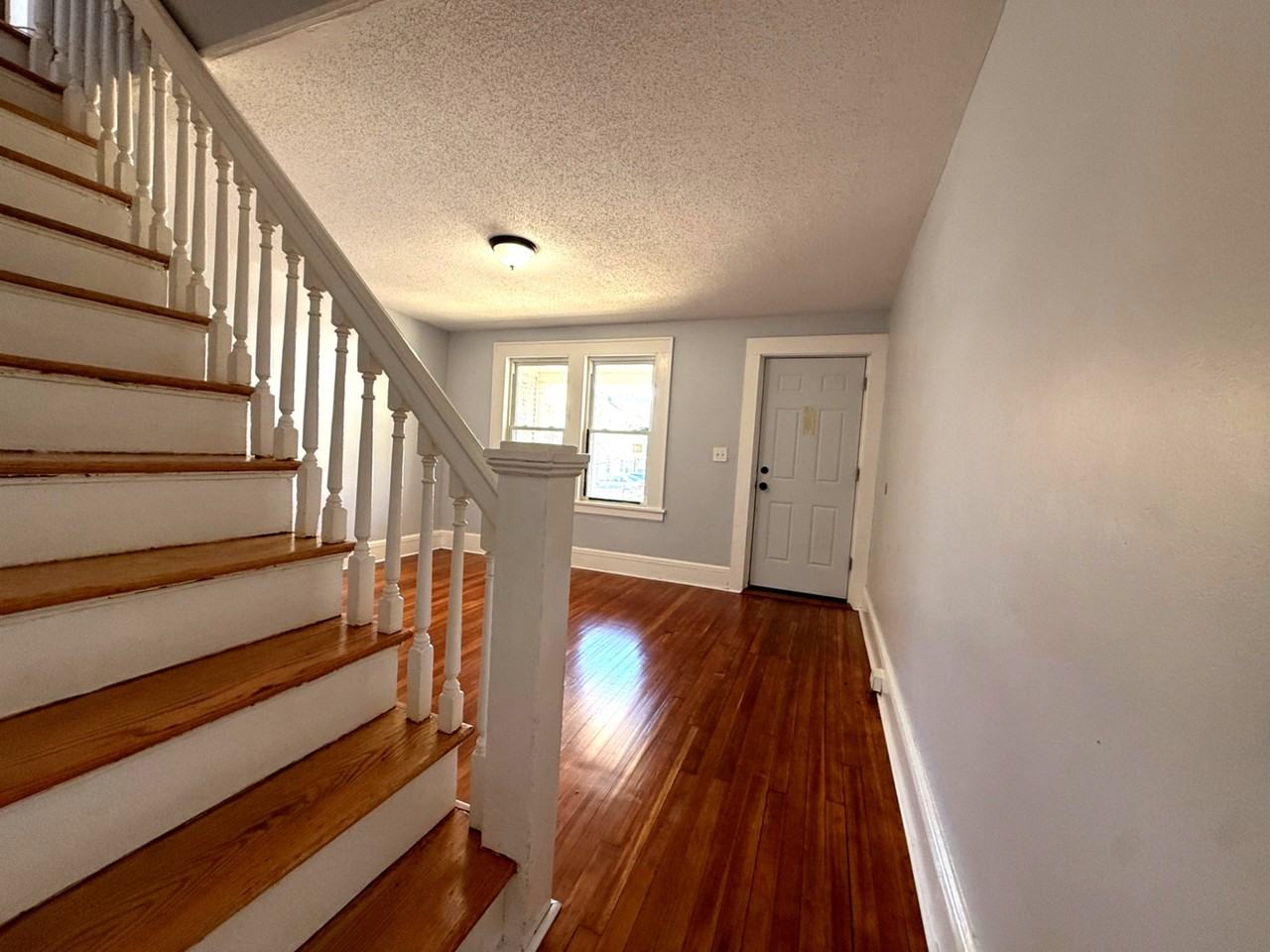 732 Brooks St #1 - Photo 4 of 10