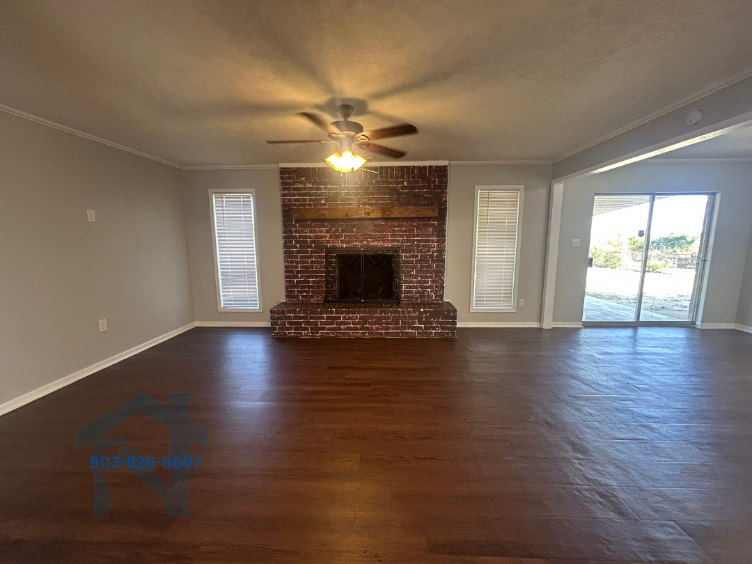 1025 Crestview Dr S #1 - Photo 5 of 21