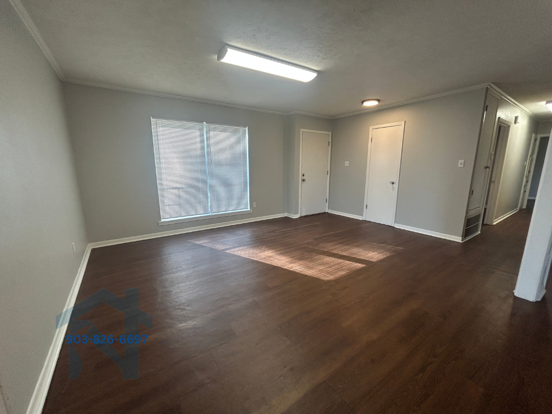 1025 Crestview Dr S #1 - Photo 6 of 21