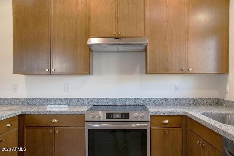 2006 W Madison St #2 - Photo 5 of 21