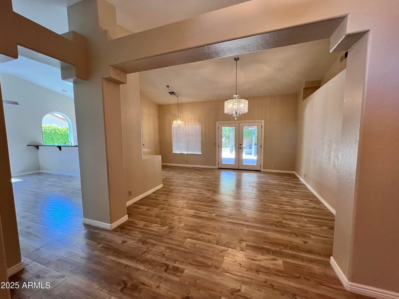 3910 W Soft Wind Dr - Photo 5 of 50