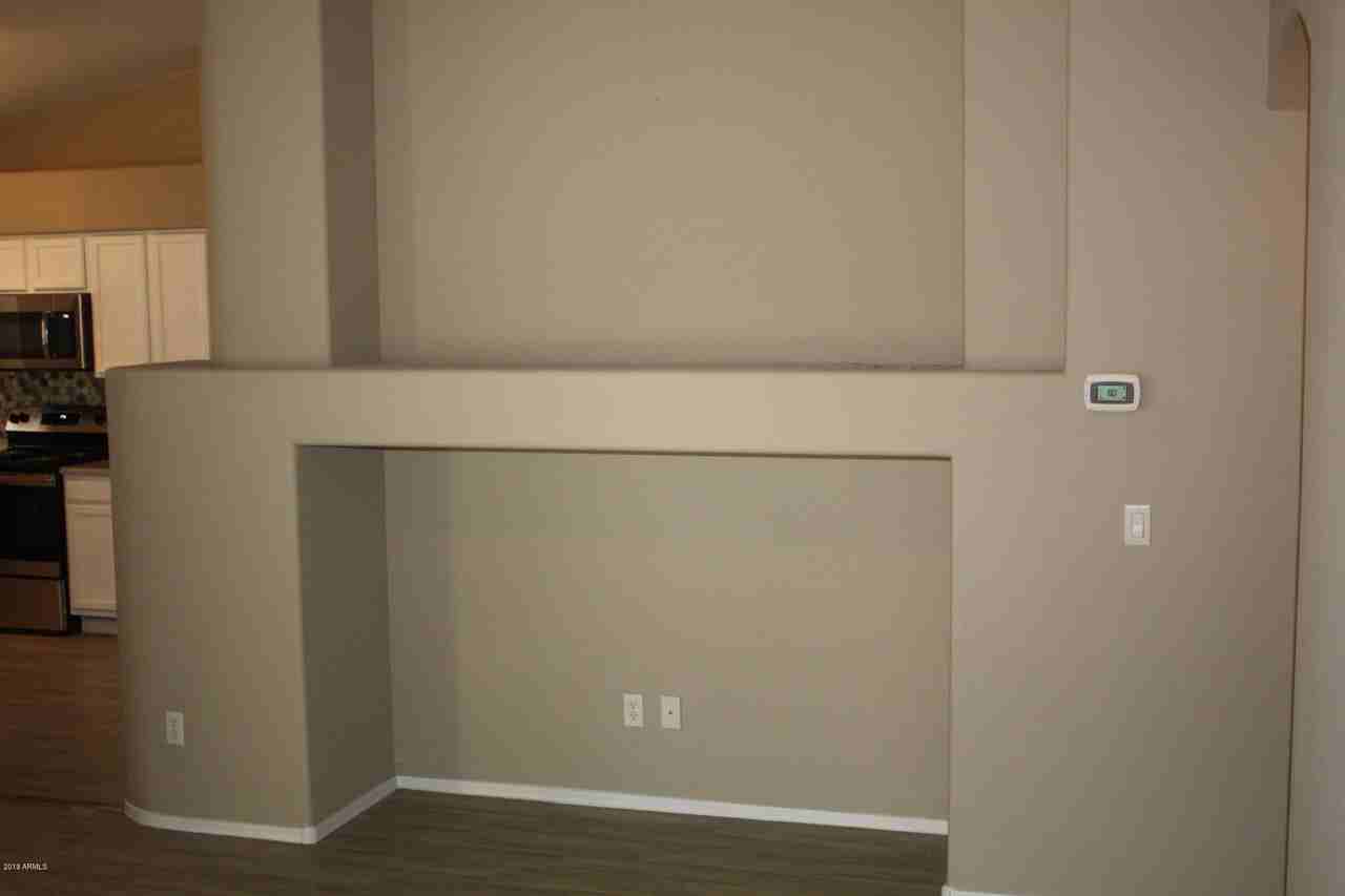 6123 N 135th Dr - Photo 7 of 19