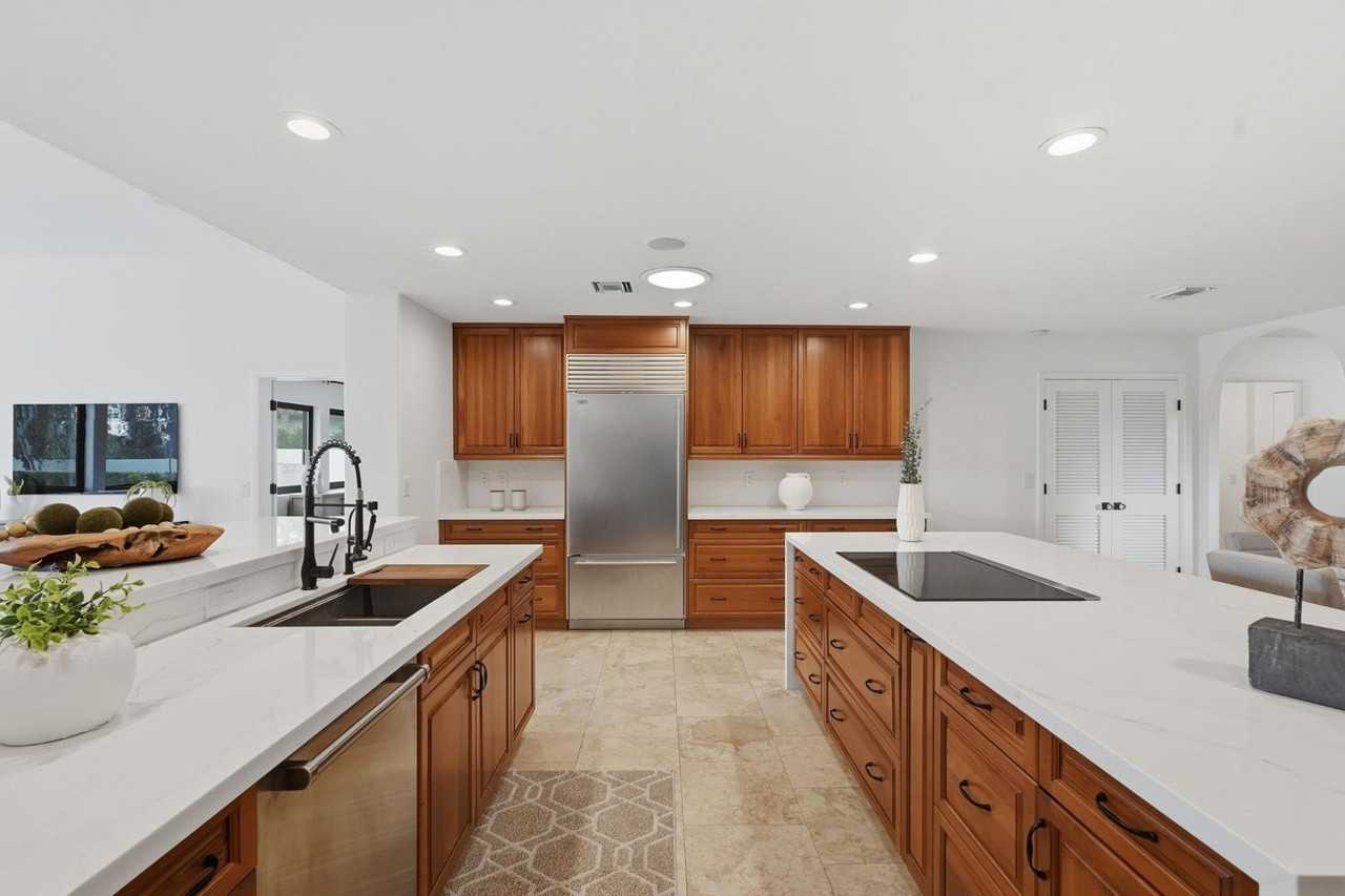 6302 E Cochise Rd - Photo 5 of 50