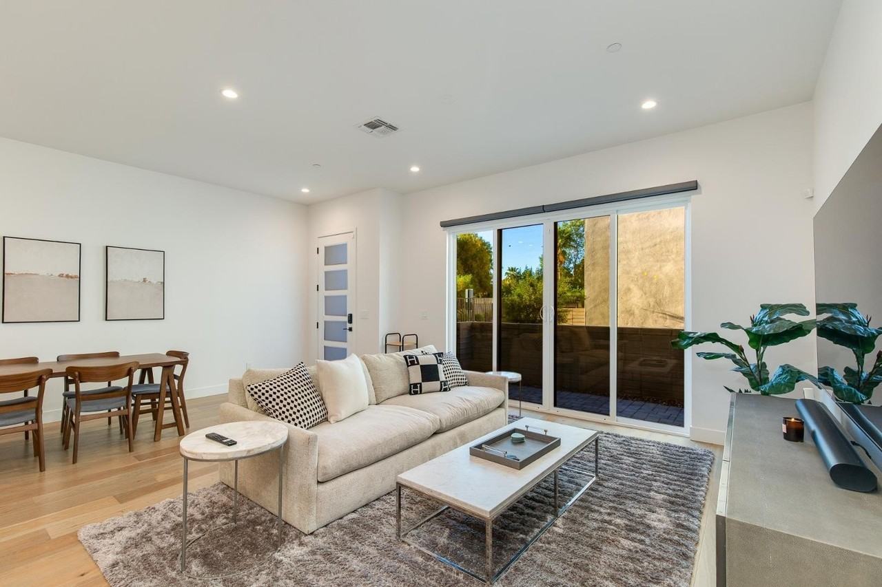 5151 N 13th Pl Unit 8 - Photo 2 of 35