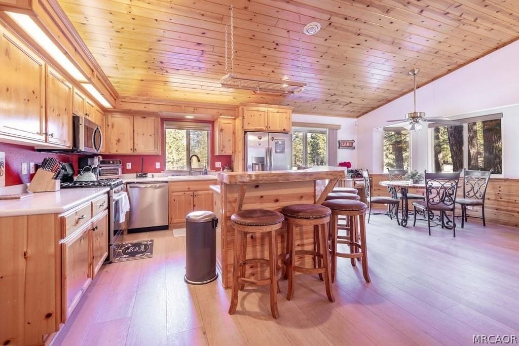 189 Oriole Dr - Photo 6 of 32