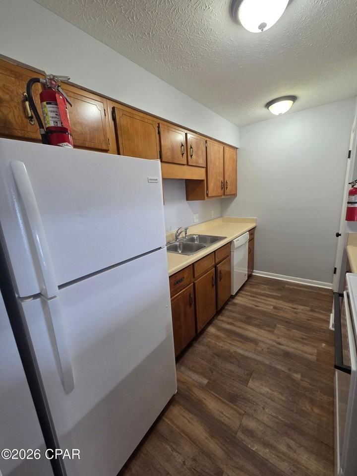 631 S Highway 22 A #A - Photo 6 of 13