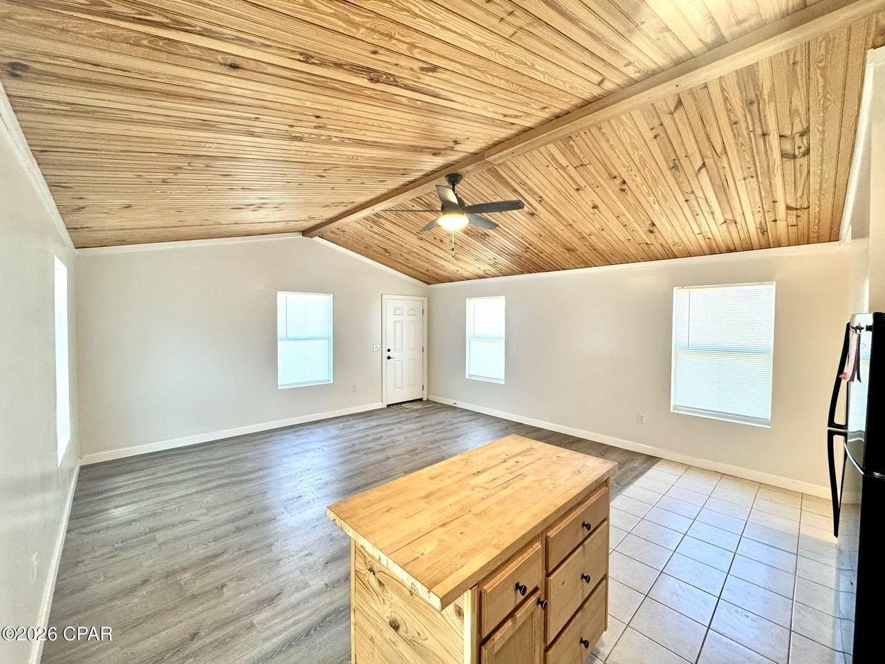 4122 Corbin Rd - Photo 7 of 29