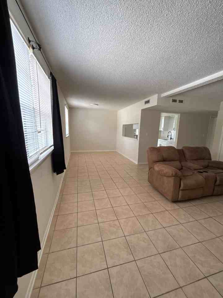 8352 Homeport Ct #1A - Photo 2 of 33