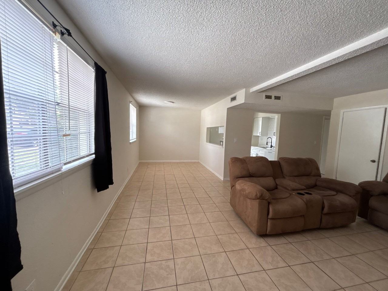 8352 Homeport Ct #1A - Photo 3 of 33