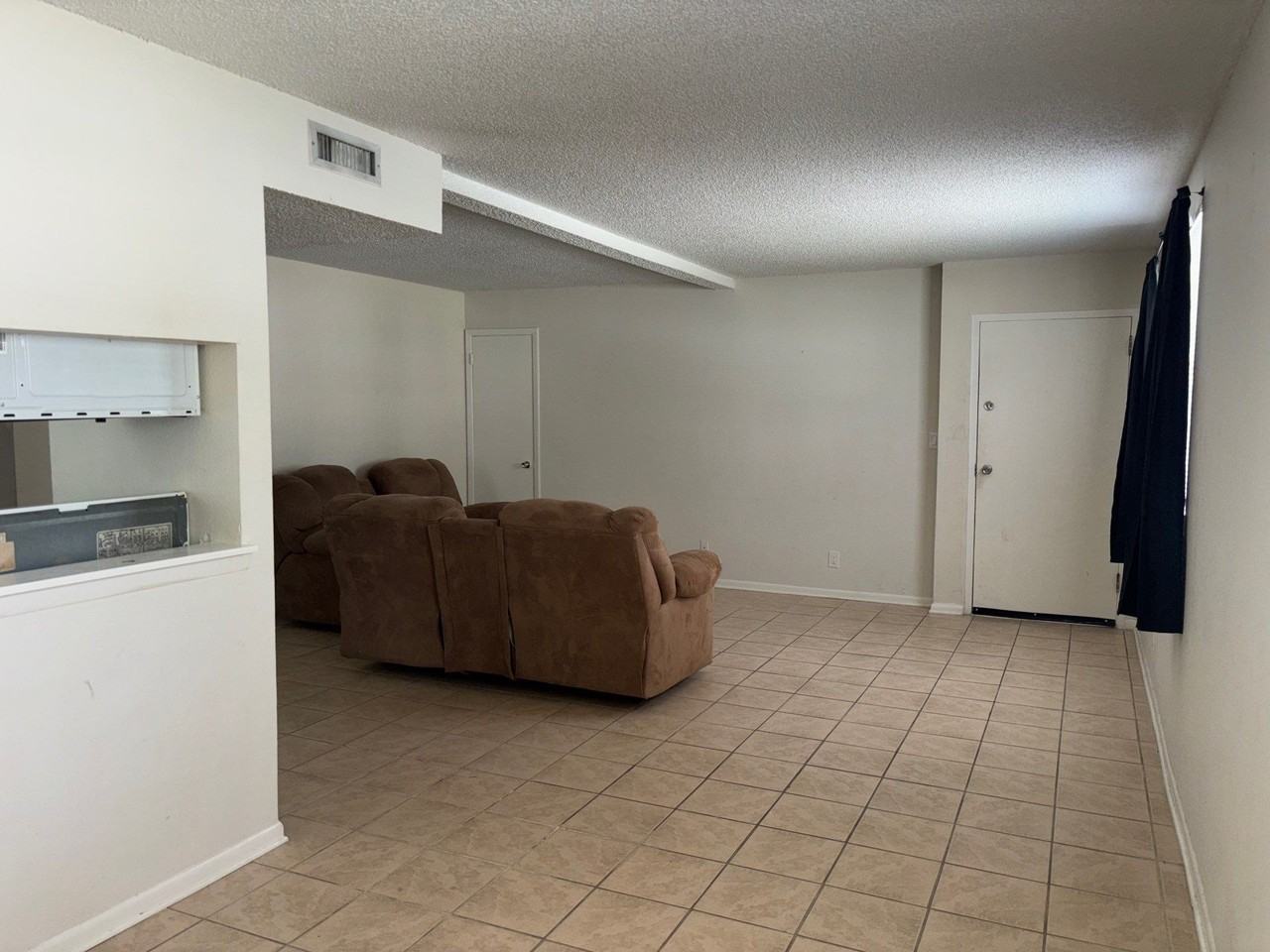 8352 Homeport Ct #1A - Photo 7 of 33