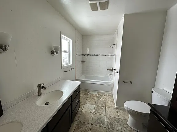 205 Holland Ln - Photo 5 of 7