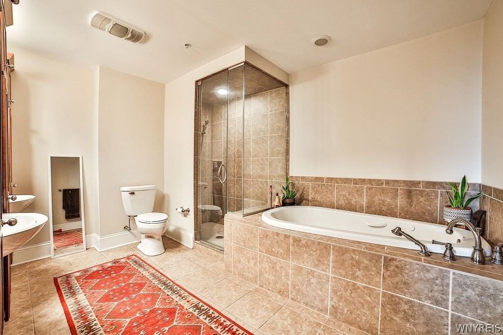 132 Lakefront Blvd #204 - Photo 6 of 14