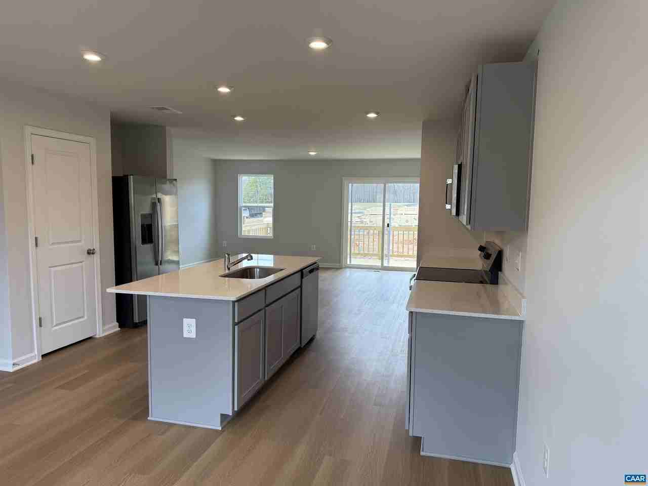 99 Oldfield Dr - Photo 3 of 23