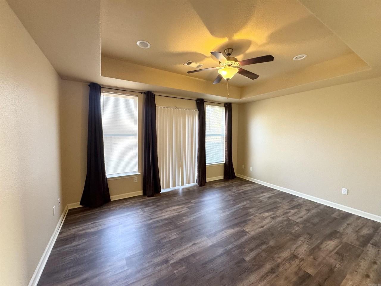 106 Shadow Peak Ln - Photo 5 of 17