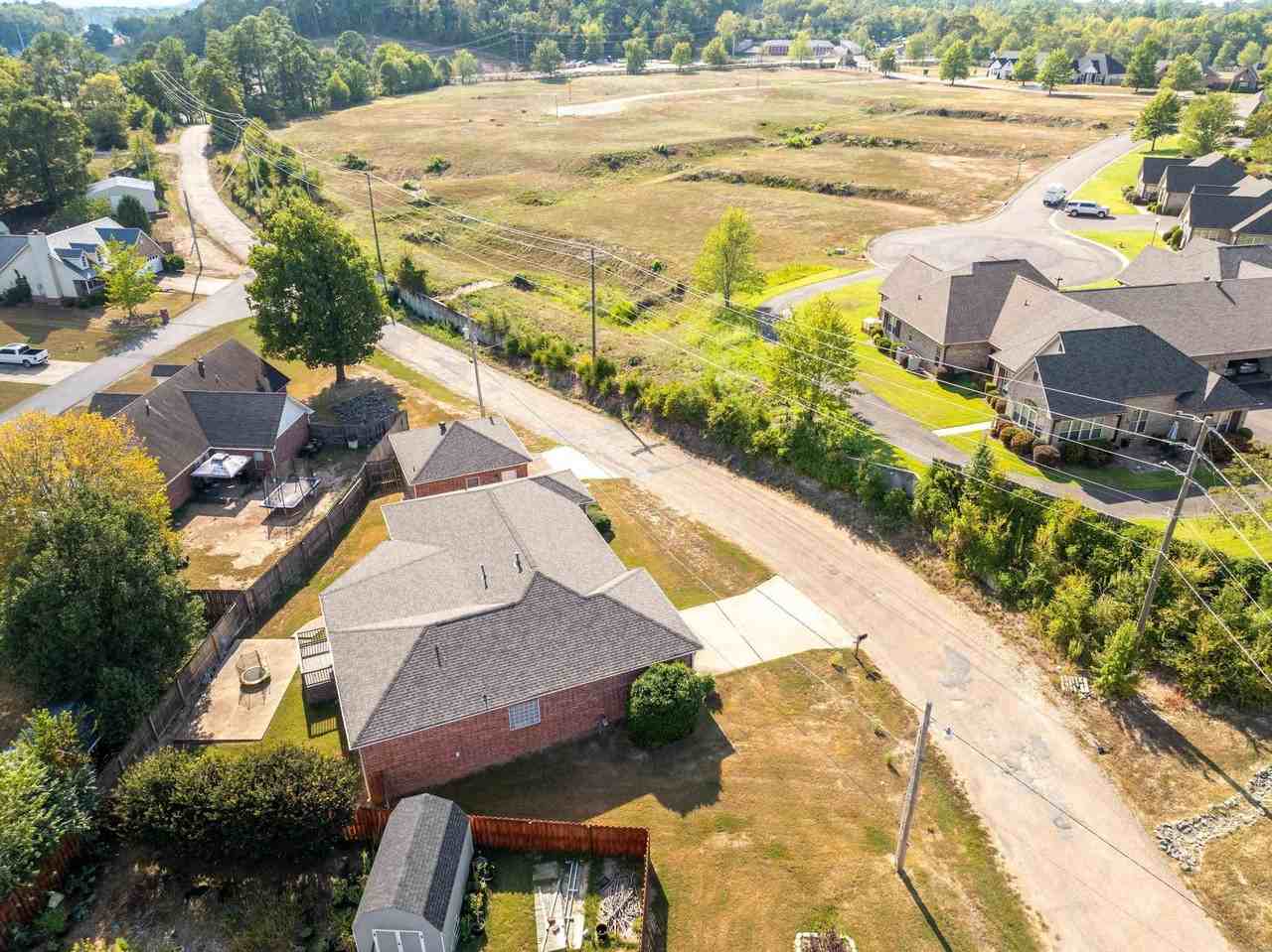 220 Massey Rd - Photo 2 of 27