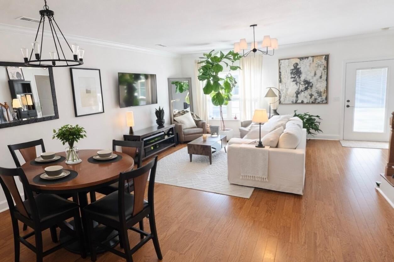 6843 Village Lake Cir - Photo 3 of 22