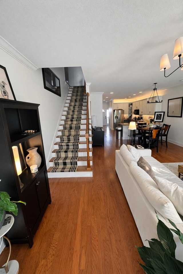 6843 Village Lake Cir - Photo 7 of 22