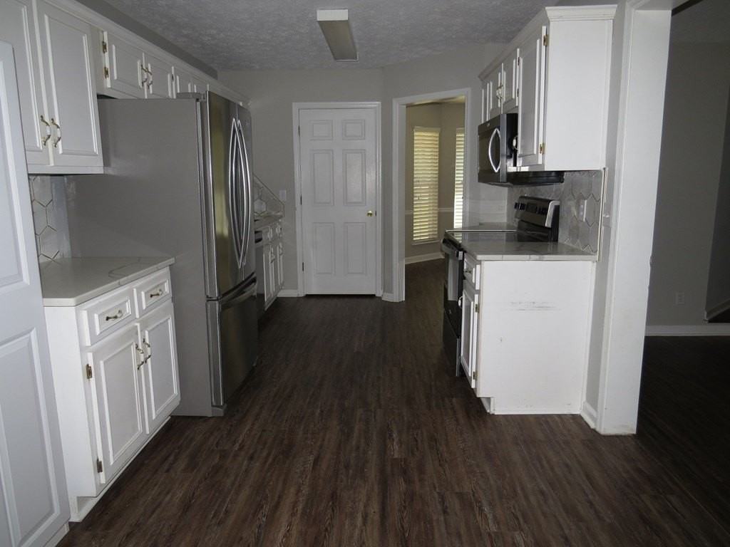 Lee Rd - Photo 5 of 23