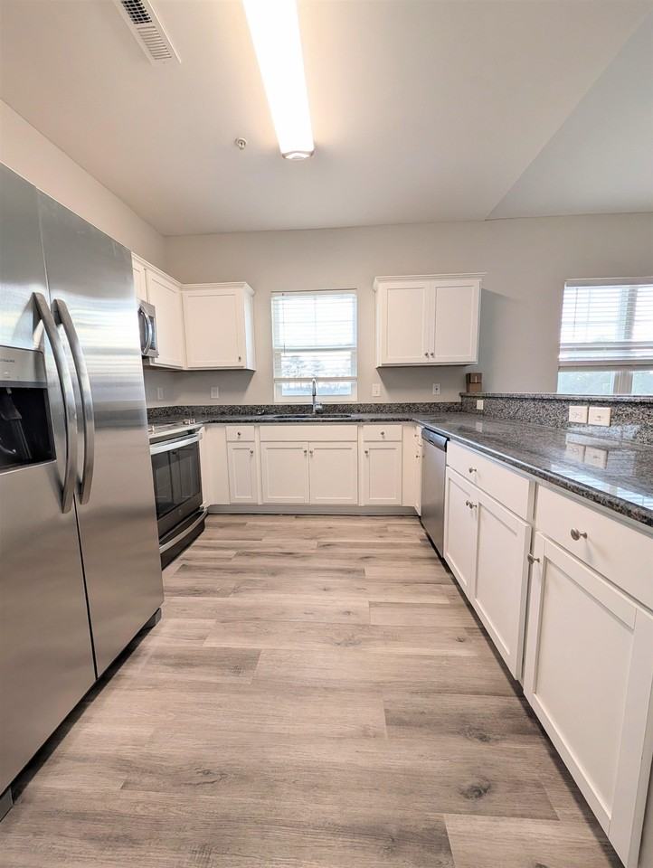 338 Kiskadee Loop - Photo 5 of 24