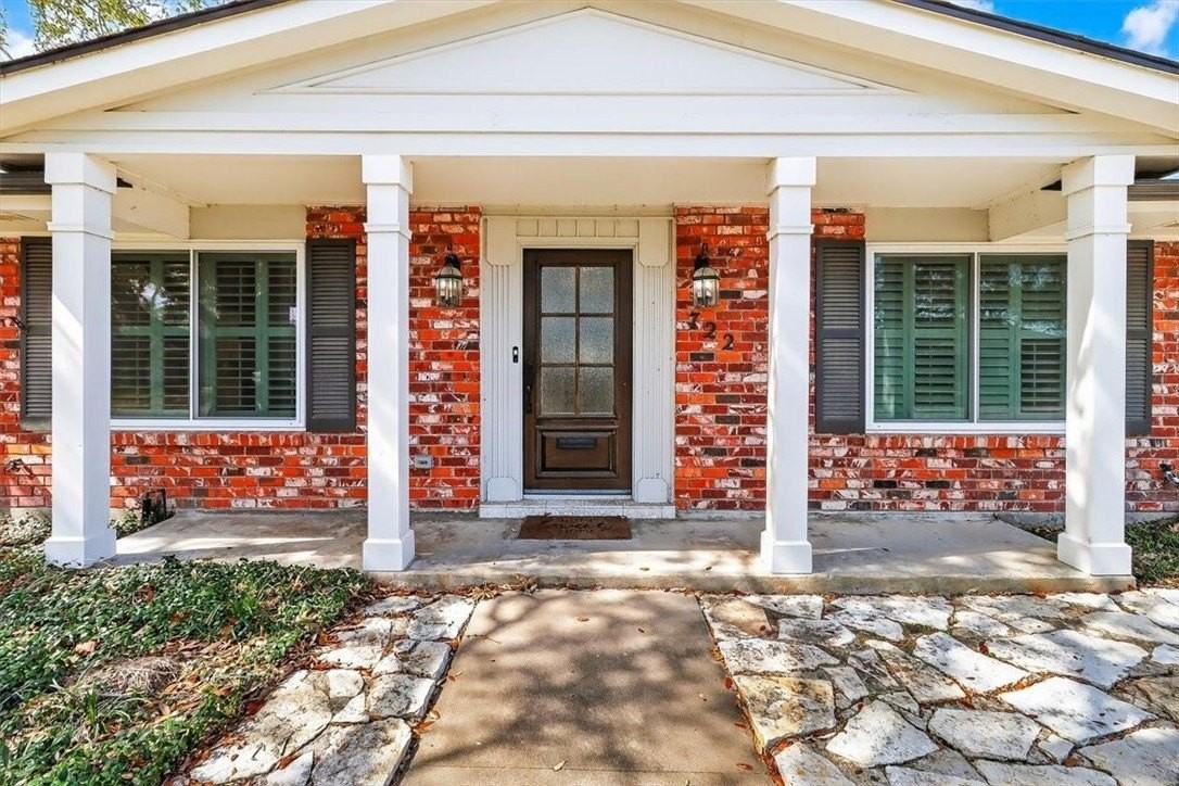 722 Brock Dr - Photo 2 of 40