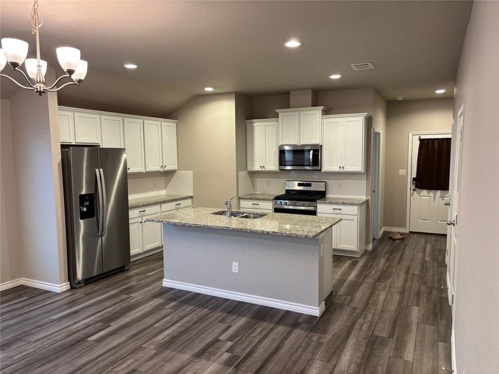 7326 Tristan Dr - Photo 3 of 31