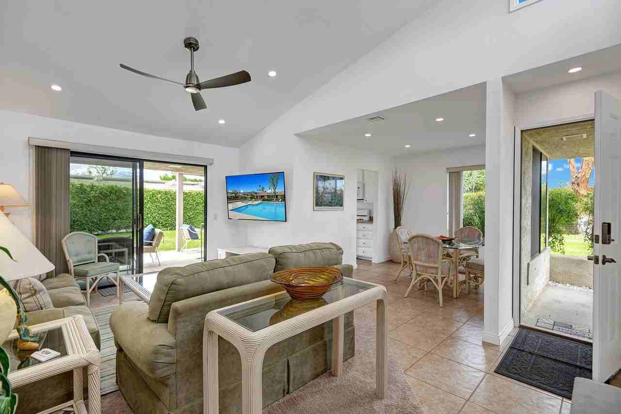 235 Via Rengo - Photo 3 of 16