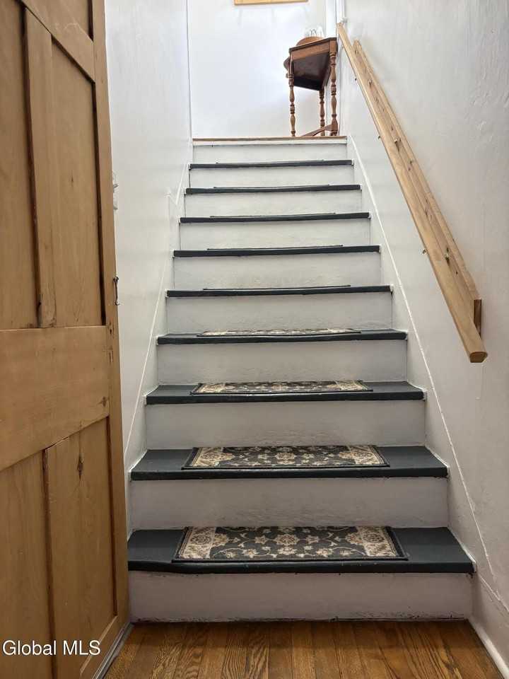 20 Elm Street unit: Apartment - Photo 5 of 22