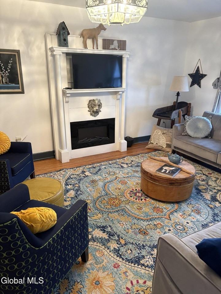 20 Elm Street unit: Apartment - Photo 7 of 22