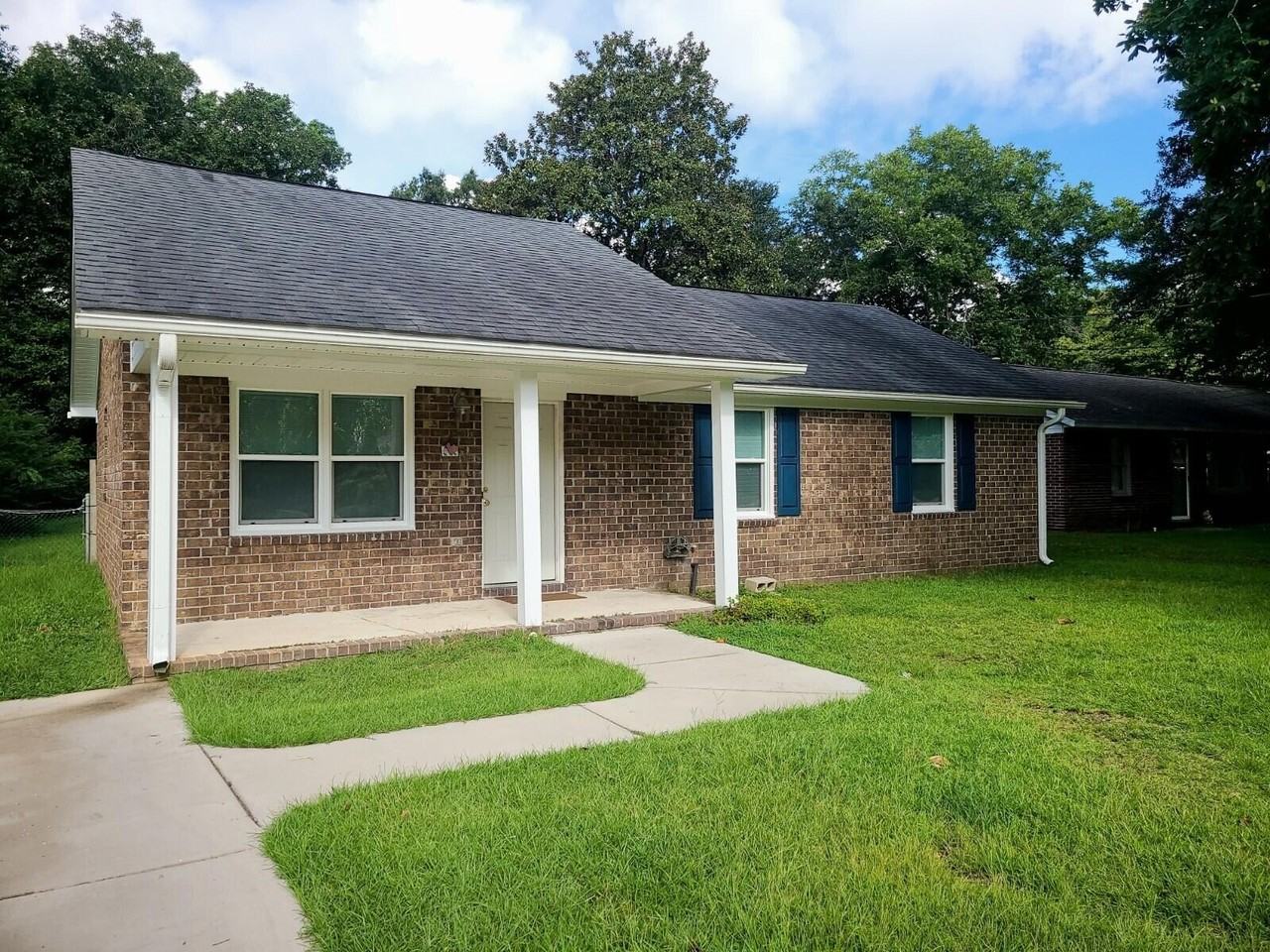 148 Giles Dr - Photo 2 of 10