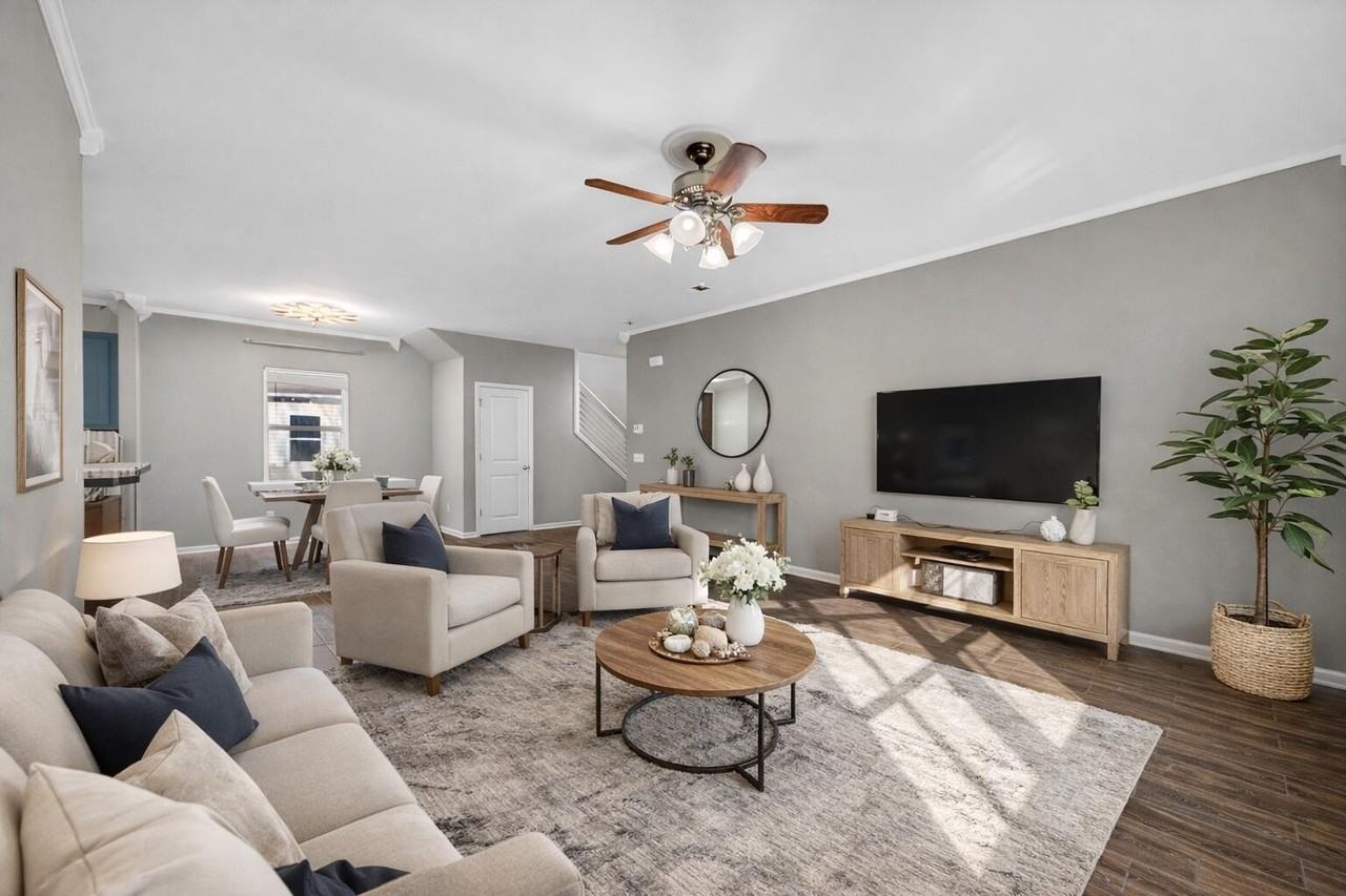 4829 Hawkins Dr - Photo 3 of 27