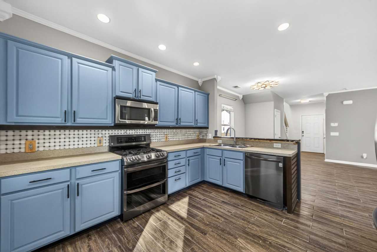 4829 Hawkins Dr - Photo 6 of 27