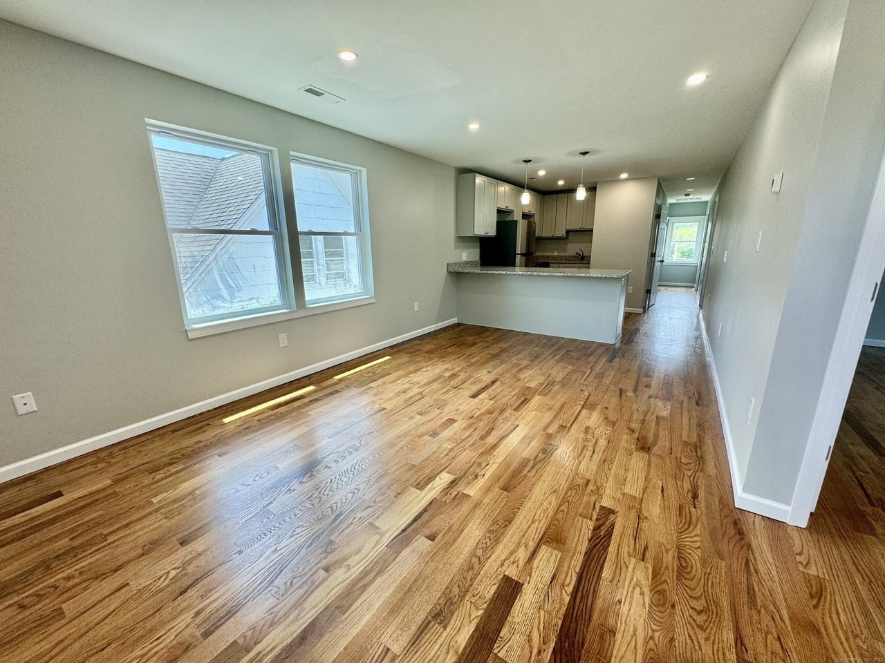 109 Churchill St 3rd Fl - Photo 3 of 13