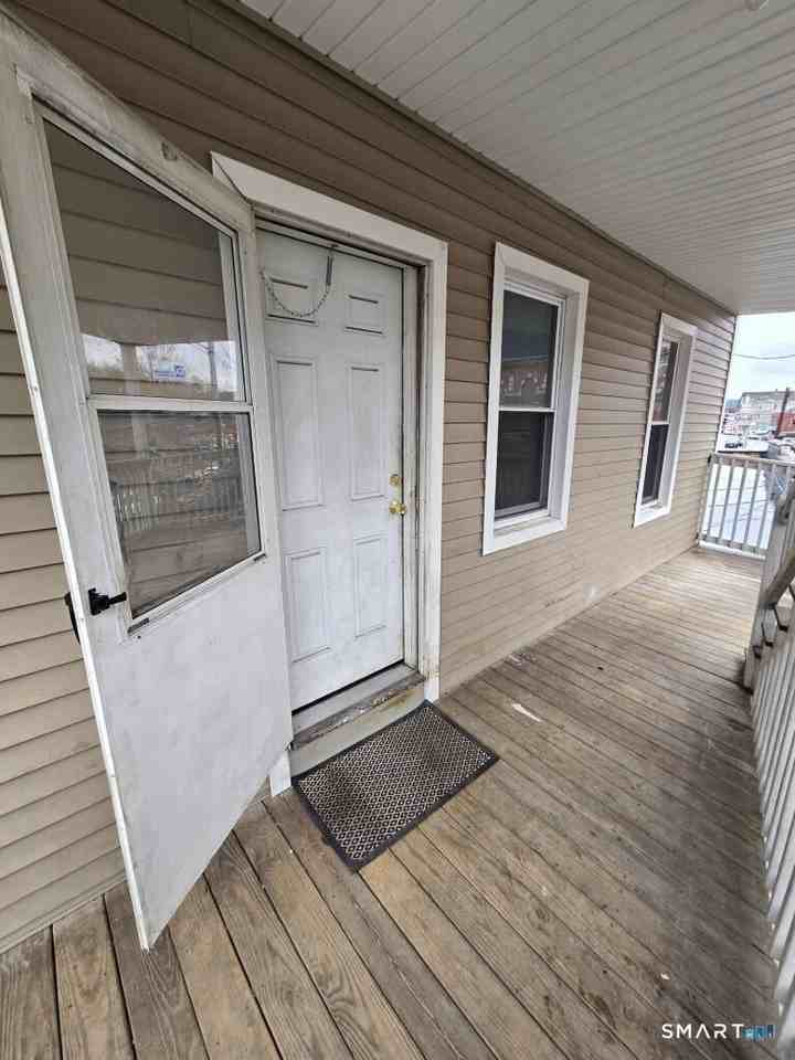 779 E Main St Apt 2nd - Photo 2 of 15