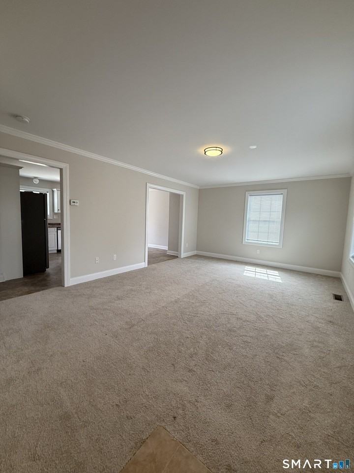 783 Naugatuck Ave - Photo 5 of 14