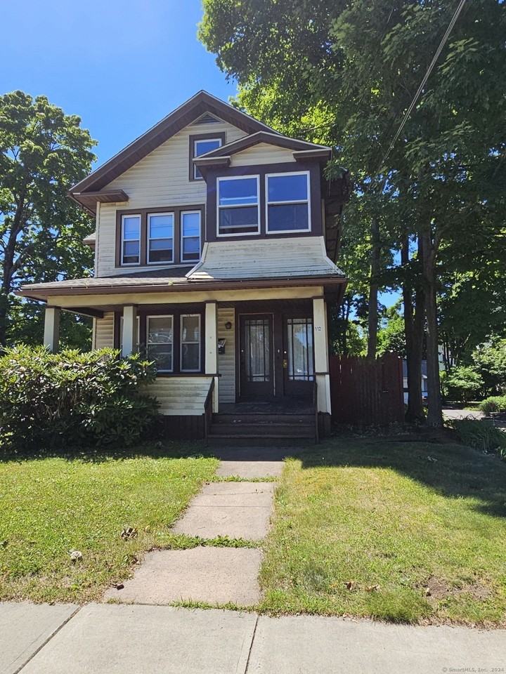 112 Putnam Ave Unit 1 - Photo 2 of 5