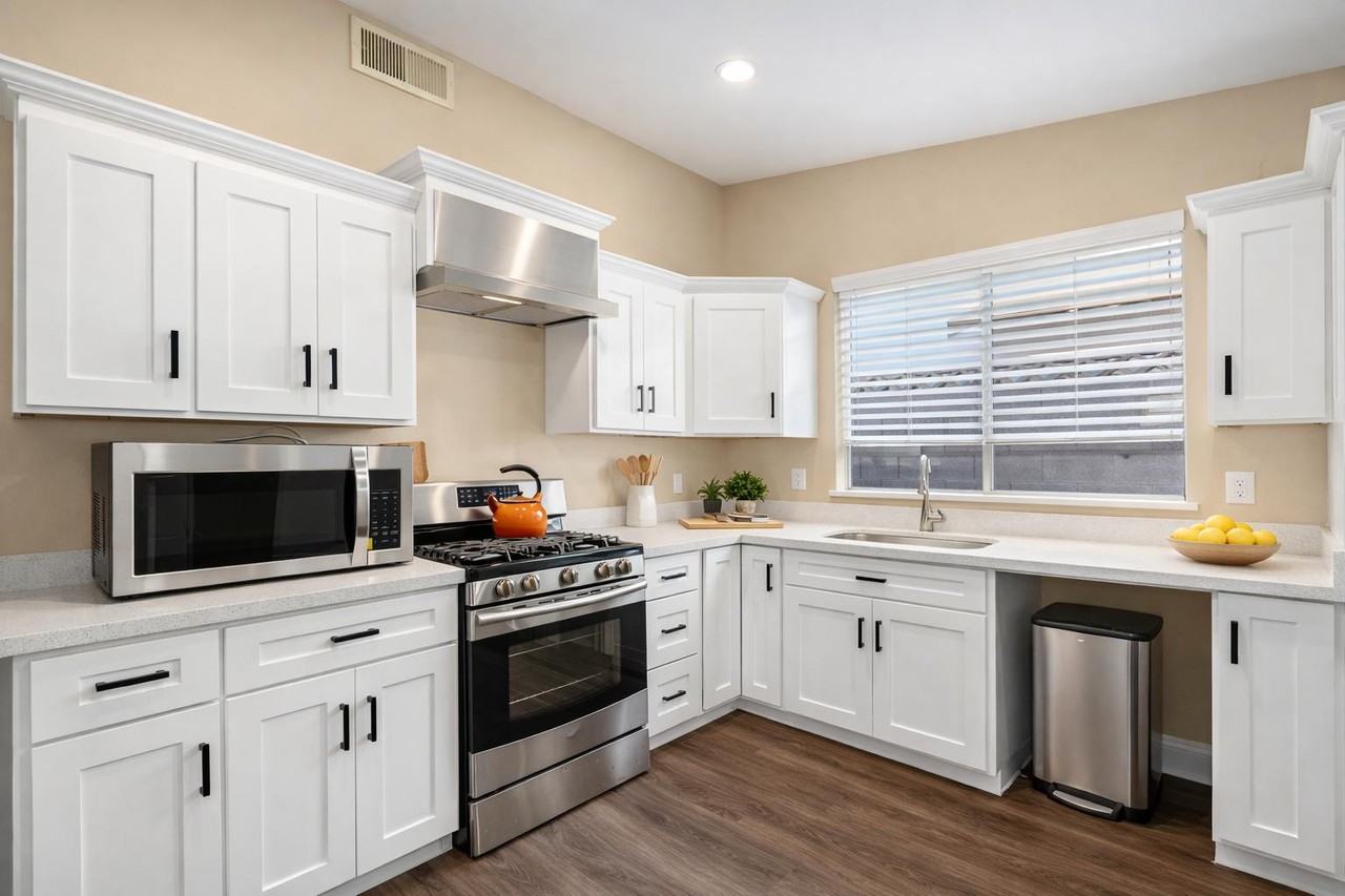 Comb Cir - Photo 2 of 10