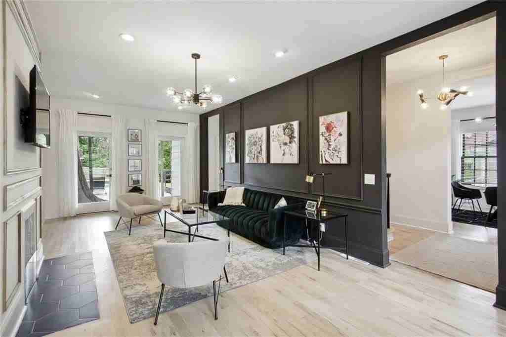 1720 Flagler Ave Ne - Photo 5 of 25