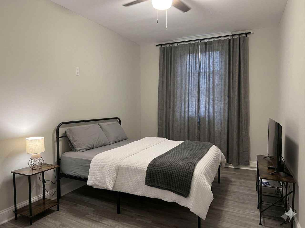 Barclay St - Photo 5 of 7